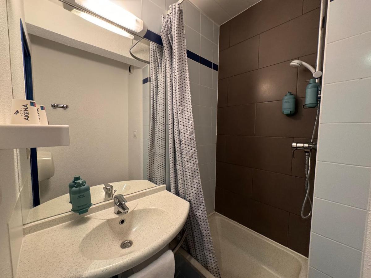Le 2 By Hotel Akena - Nantes Beaujoire, Porte De Sainte Luce Kültér fotó